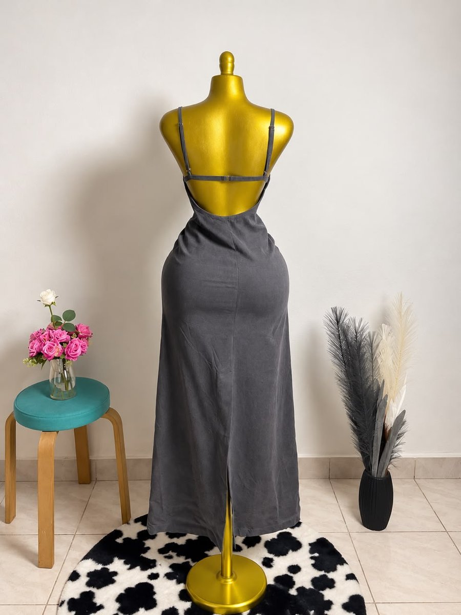 Robe longue grise dos nu
